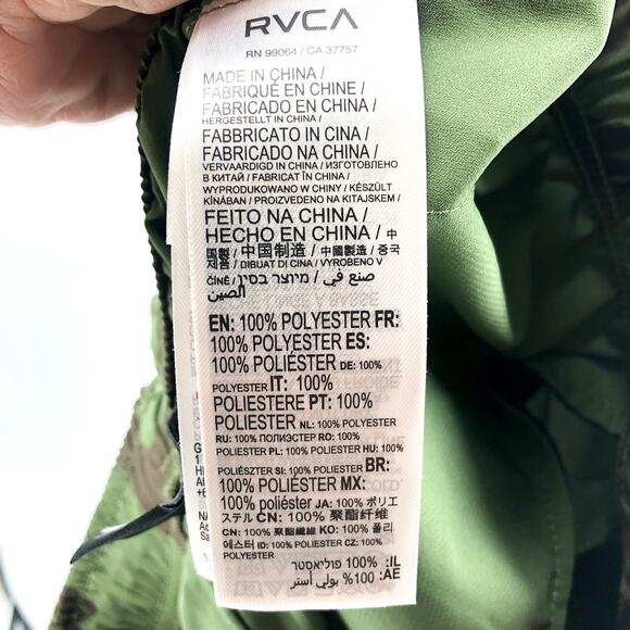 RVCA Men's Yogger IV Shorts Large Green Camouflage Athletic Unlined NWT - Picture 14 of 16